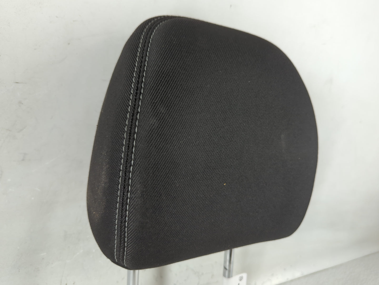 2014 Kia Soul Headrest Head Rest Front Driver Passenger Seat Fits OEM Used Auto Parts - Oemusedautoparts1.com