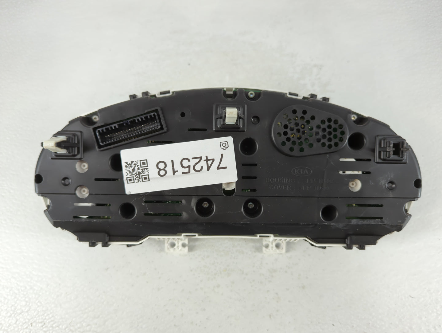 2014-2015 Kia Soul Instrument Cluster Speedometer Gauges P/N:94006-B2530 Fits Fits 2014 2015 OEM Used Auto Parts - Oemusedau