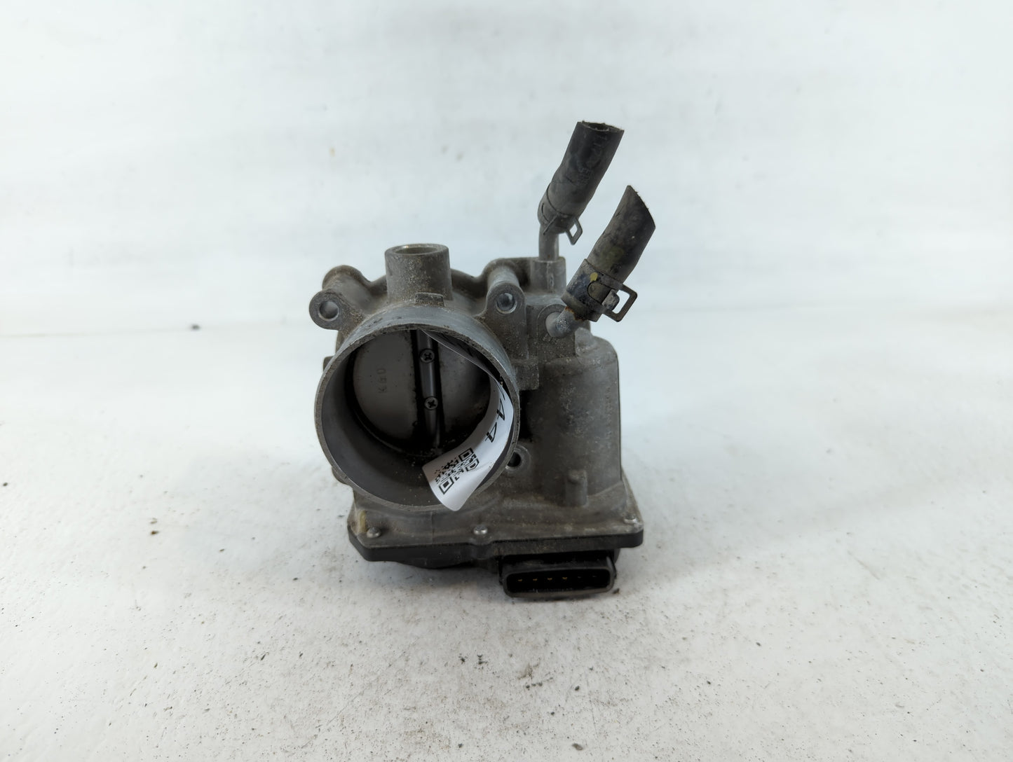 2014-2019 Kia Soul Throttle Body P/N:35100-2E000 Fits Fits 2011 2012 2013 2014 2015 2016 2017 2018 2019 2020 2021 OEM Used A