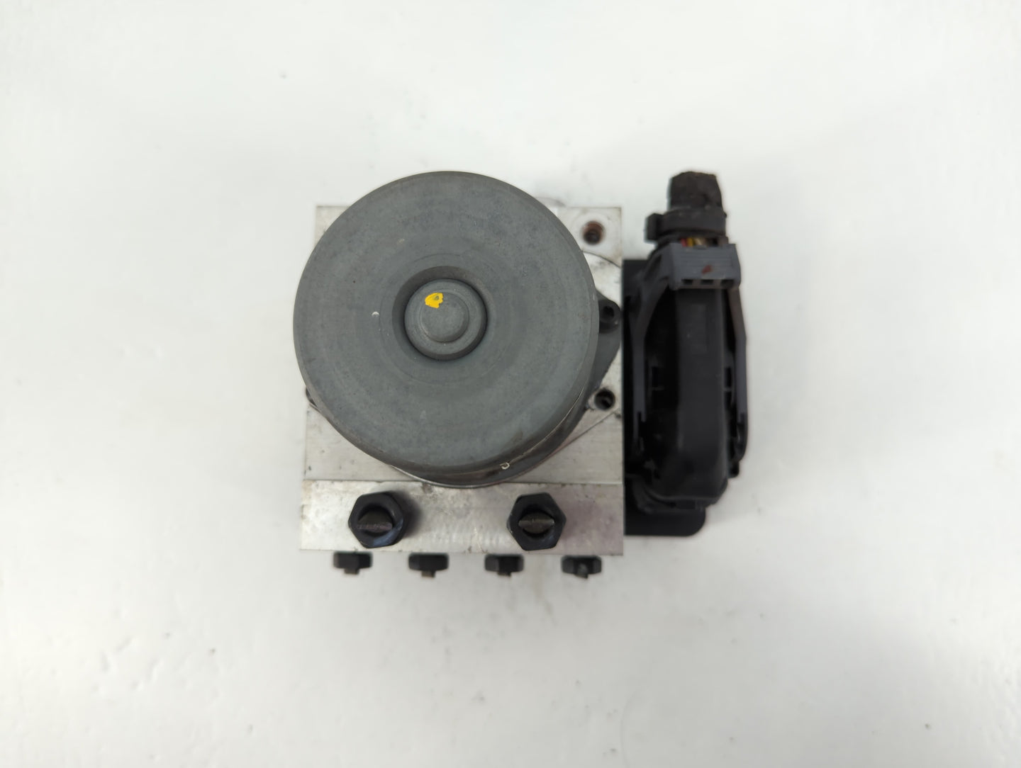 2014-2015 Kia Soul ABS Pump Control Module Replacement P/N:02589-26520 Fits Fits 2014 2015 OEM Used Auto Parts - Oemusedauto