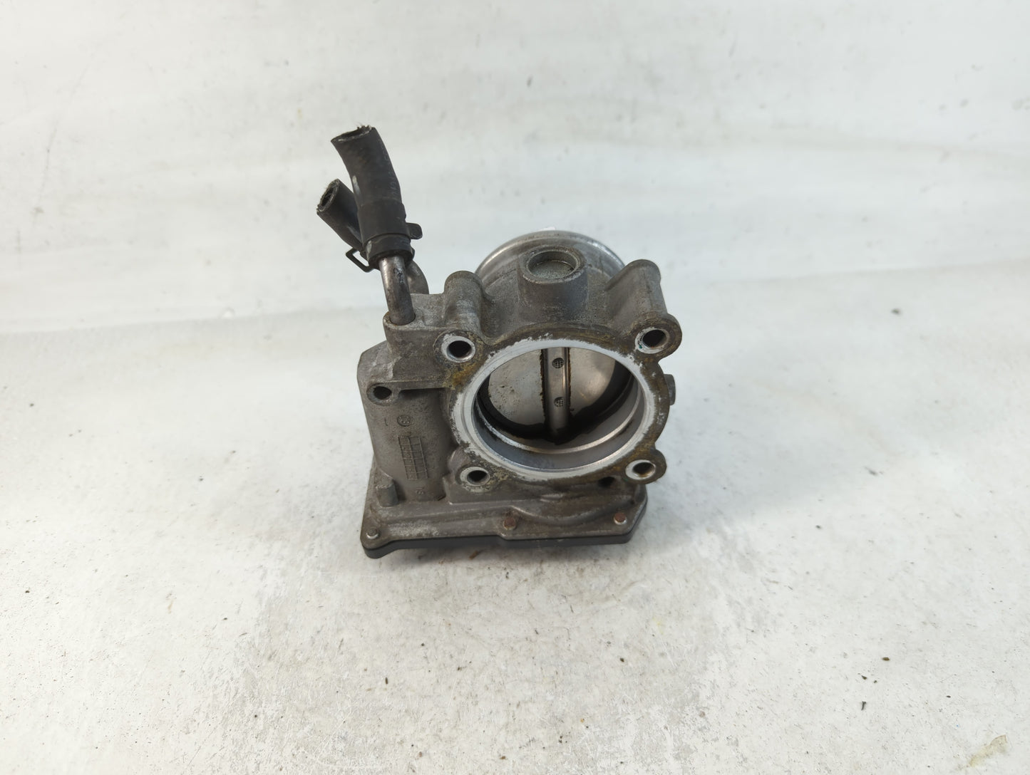 2014-2019 Kia Soul Throttle Body P/N:35100-2E000 Fits Fits 2011 2012 2013 2014 2015 2016 2017 2018 2019 2020 2021 OEM Used A
