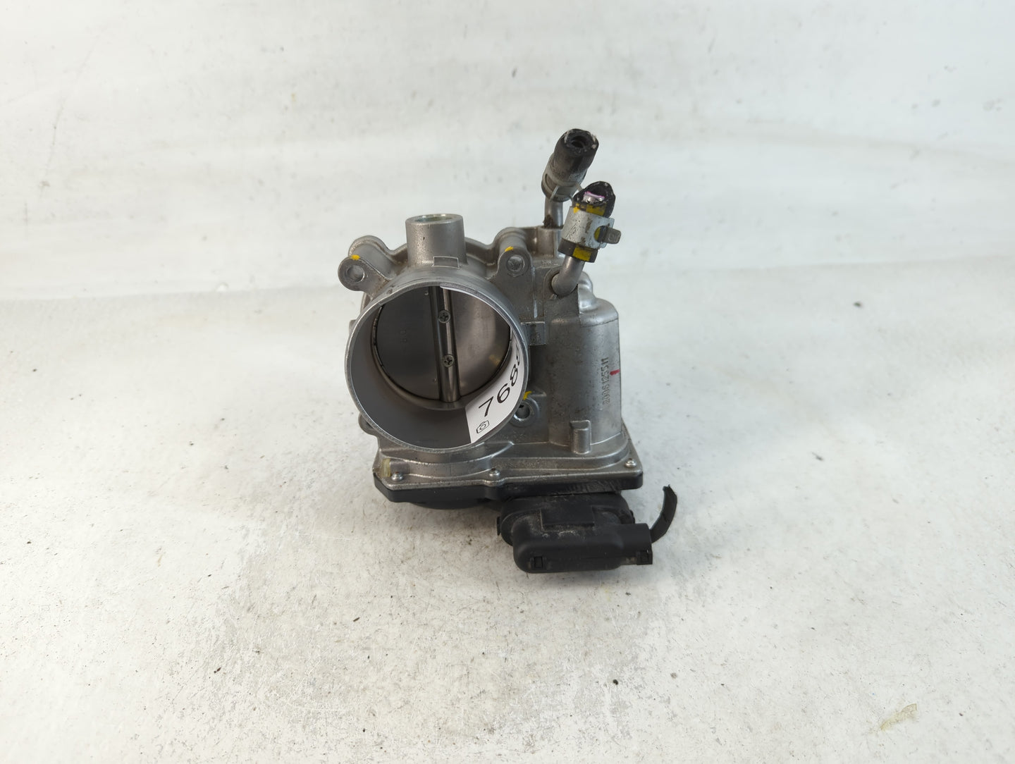 2014-2019 Kia Soul Throttle Body P/N:35100-2E000 Fits Fits 2011 2012 2013 2014 2015 2016 2017 2018 2019 2020 2021 OEM Used A