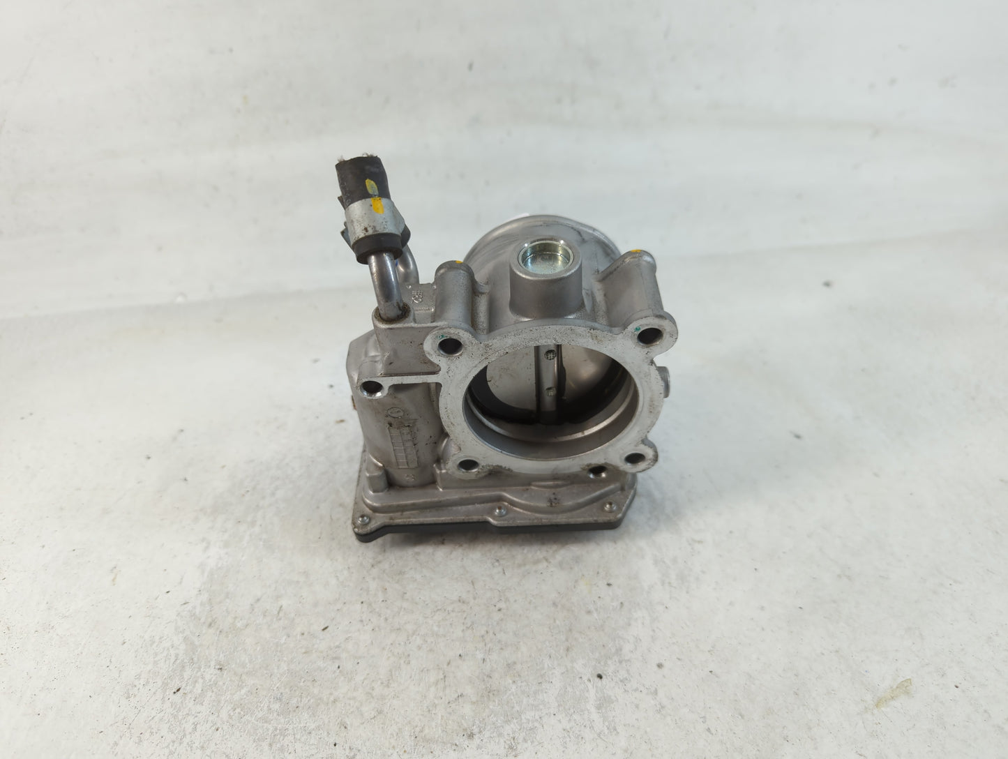 2014-2019 Kia Soul Throttle Body P/N:35100-2E000 Fits Fits 2011 2012 2013 2014 2015 2016 2017 2018 2019 2020 2021 OEM Used A