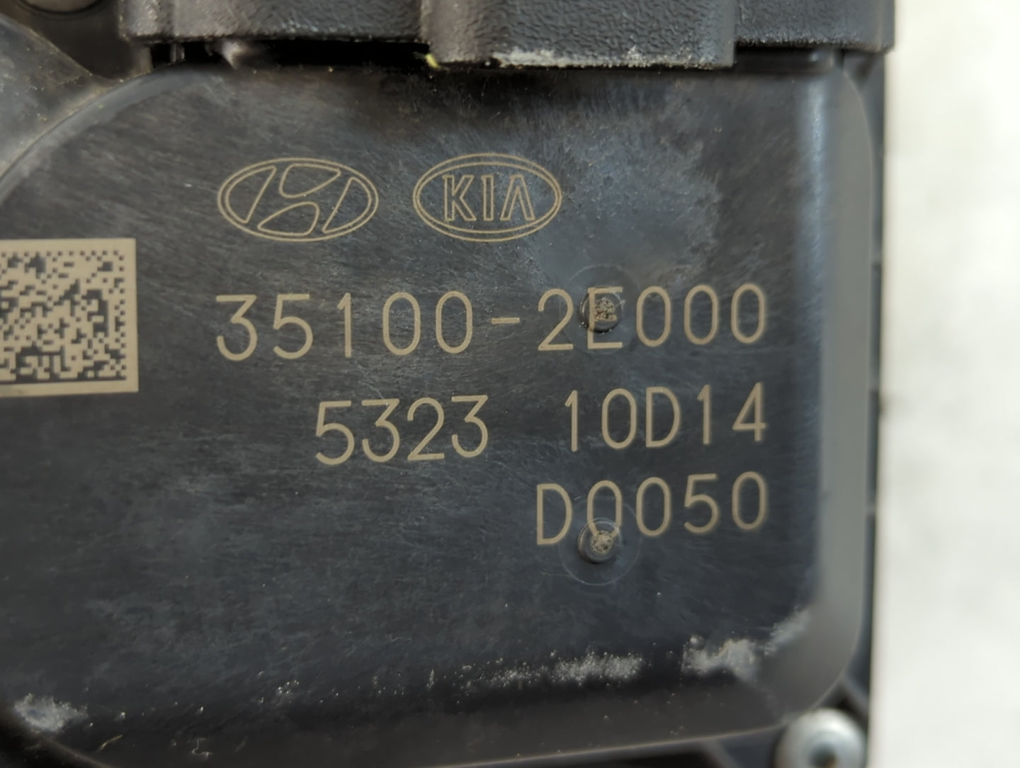 2014-2019 Kia Soul Throttle Body P/N:35100-2E000 Fits Fits 2011 2012 2013 2014 2015 2016 2017 2018 2019 2020 2021 OEM Used A