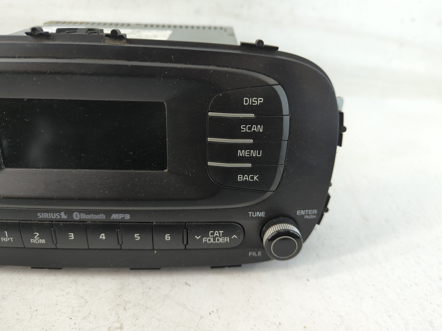 2014-2016 Kia Soul Radio AM FM Cd Player Receiver Replacement P/N:96170-B2090CA Fits Fits 2014 2015 2016 OEM Used Auto Parts