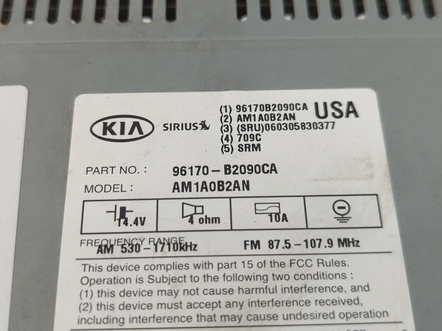 2014-2016 Kia Soul Radio AM FM Cd Player Receiver Replacement P/N:96170-B2090CA Fits Fits 2014 2015 2016 OEM Used Auto Parts