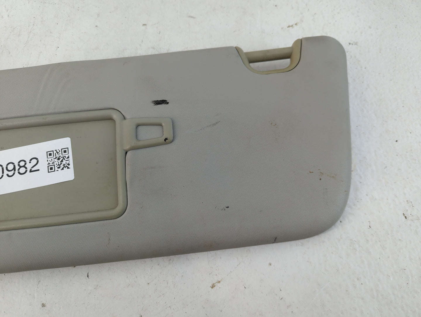 2014-2019 Kia Soul Sun Visor Shade Replacement Driver Left Mirror Fits Fits 2014 2015 2016 2017 2018 2019 OEM Used Auto Part
