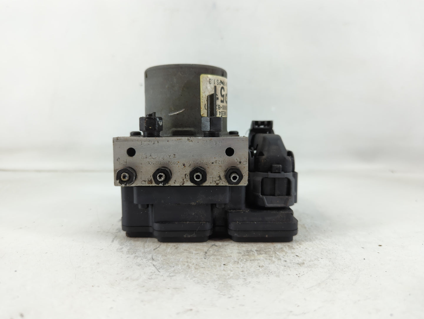 2014-2015 Kia Soul ABS Pump Control Module Replacement P/N:58900-B2506 Fits Fits 2014 2015 OEM Used Auto Parts - Oemusedauto
