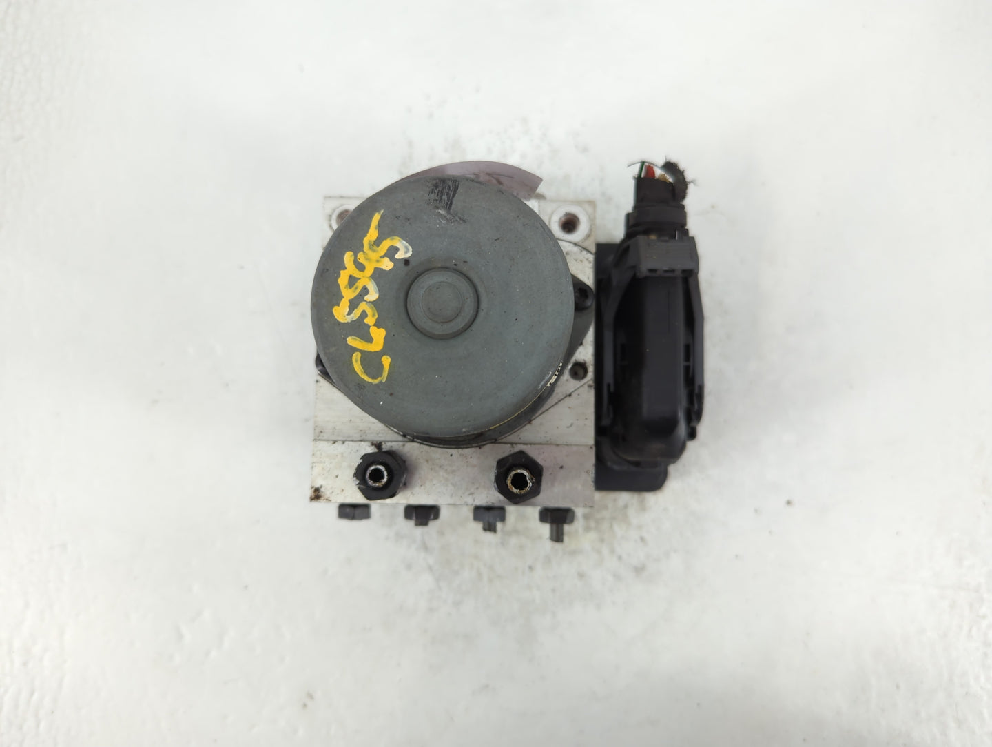 2014-2015 Kia Soul ABS Pump Control Module Replacement P/N:58900-B2506 Fits Fits 2014 2015 OEM Used Auto Parts - Oemusedauto