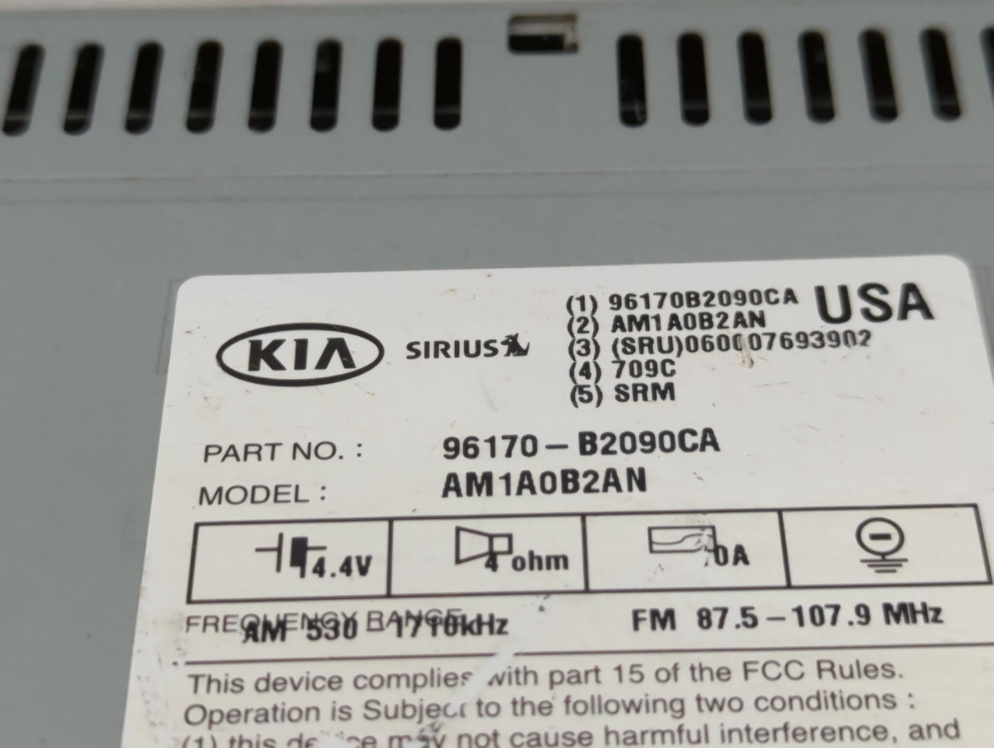 2014-2016 Kia Soul Radio AM FM Cd Player Receiver Replacement P/N:96170-B2090CA Fits Fits 2014 2015 2016 OEM Used Auto Parts