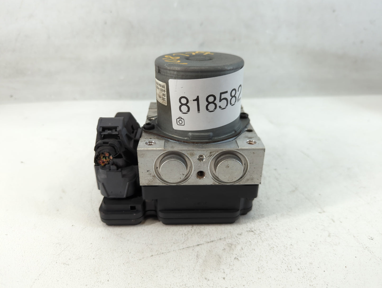 2014-2015 Kia Soul ABS Pump Control Module Replacement P/N:58900-B2506 Fits Fits 2014 2015 OEM Used Auto Parts - Oemusedauto