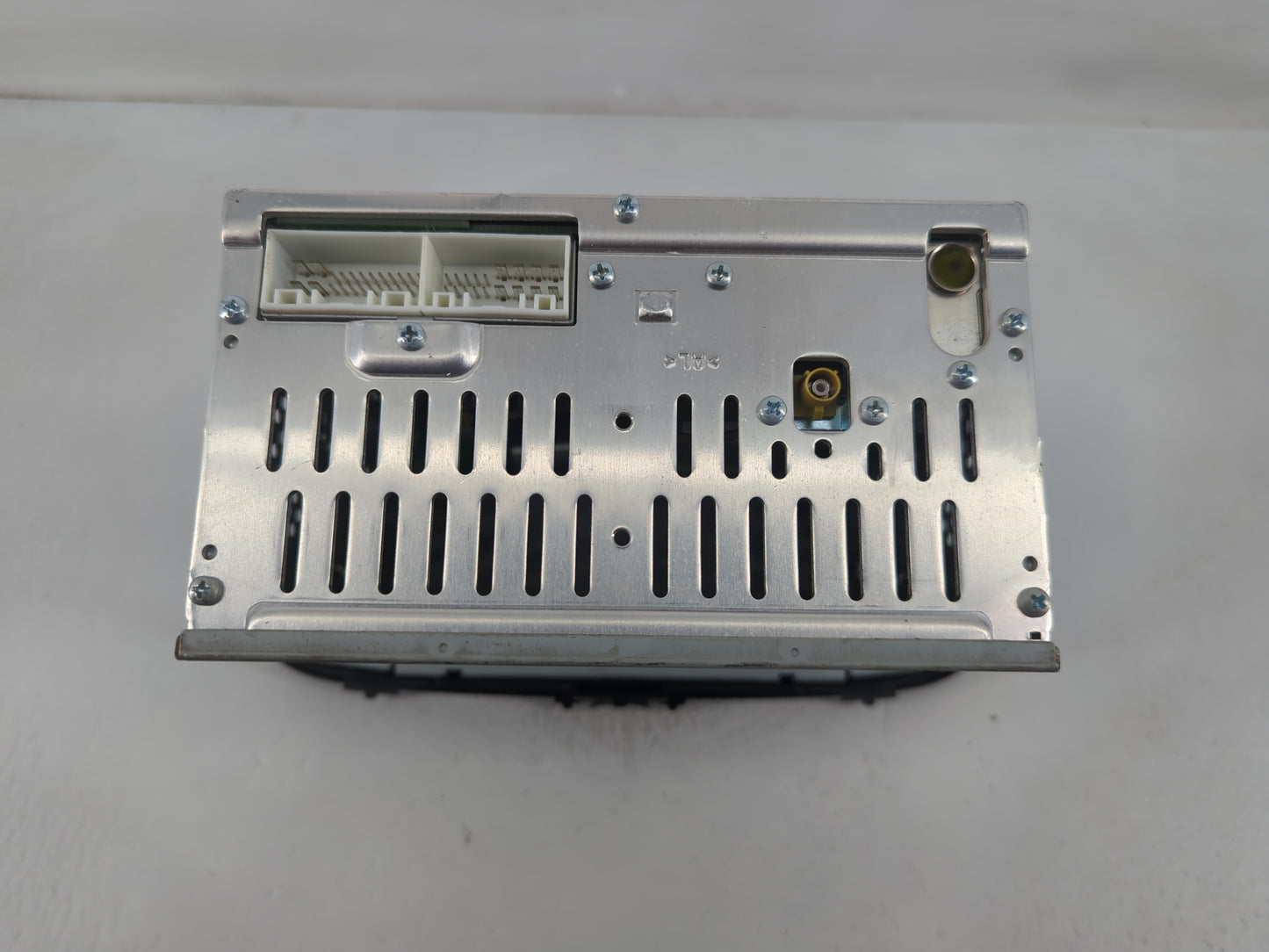 2014-2016 Kia Soul Radio AM FM Cd Player Receiver Replacement P/N:96170-B2090CA Fits Fits 2014 2015 2016 OEM Used Auto Parts
