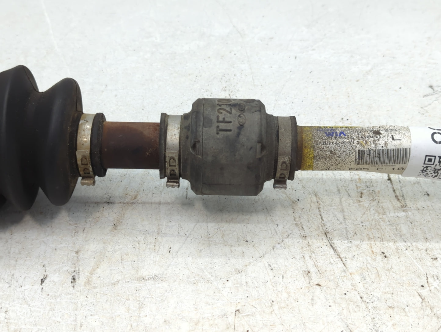 2014-2019 Kia Soul Axle Shaft Front Driver Cv C/v - Oemusedautoparts1.com