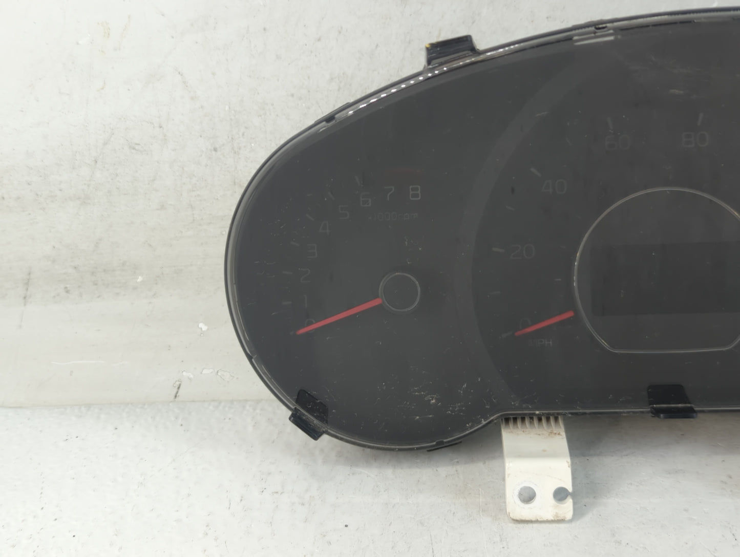 2014-2015 Kia Soul Instrument Cluster Speedometer Gauges P/N:94006-B2520 Fits Fits 2014 2015 OEM Used Auto Parts - Oemusedau