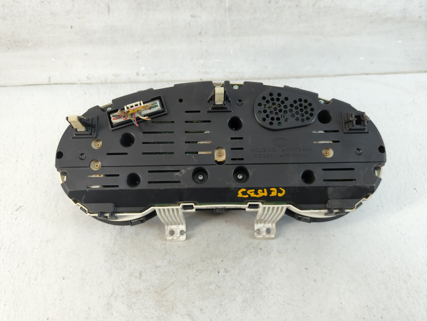 2014-2015 Kia Soul Instrument Cluster Speedometer Gauges P/N:94006-B2510 Fits Fits 2014 2015 OEM Used Auto Parts - Oemusedau