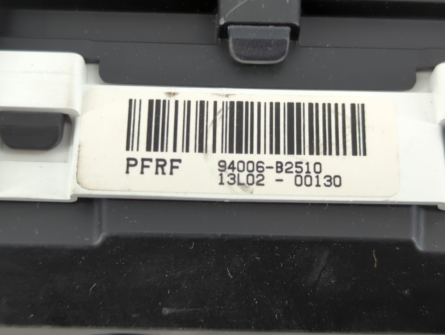2014-2015 Kia Soul Instrument Cluster Speedometer Gauges P/N:94006-B2510 Fits Fits 2014 2015 OEM Used Auto Parts - Oemusedau