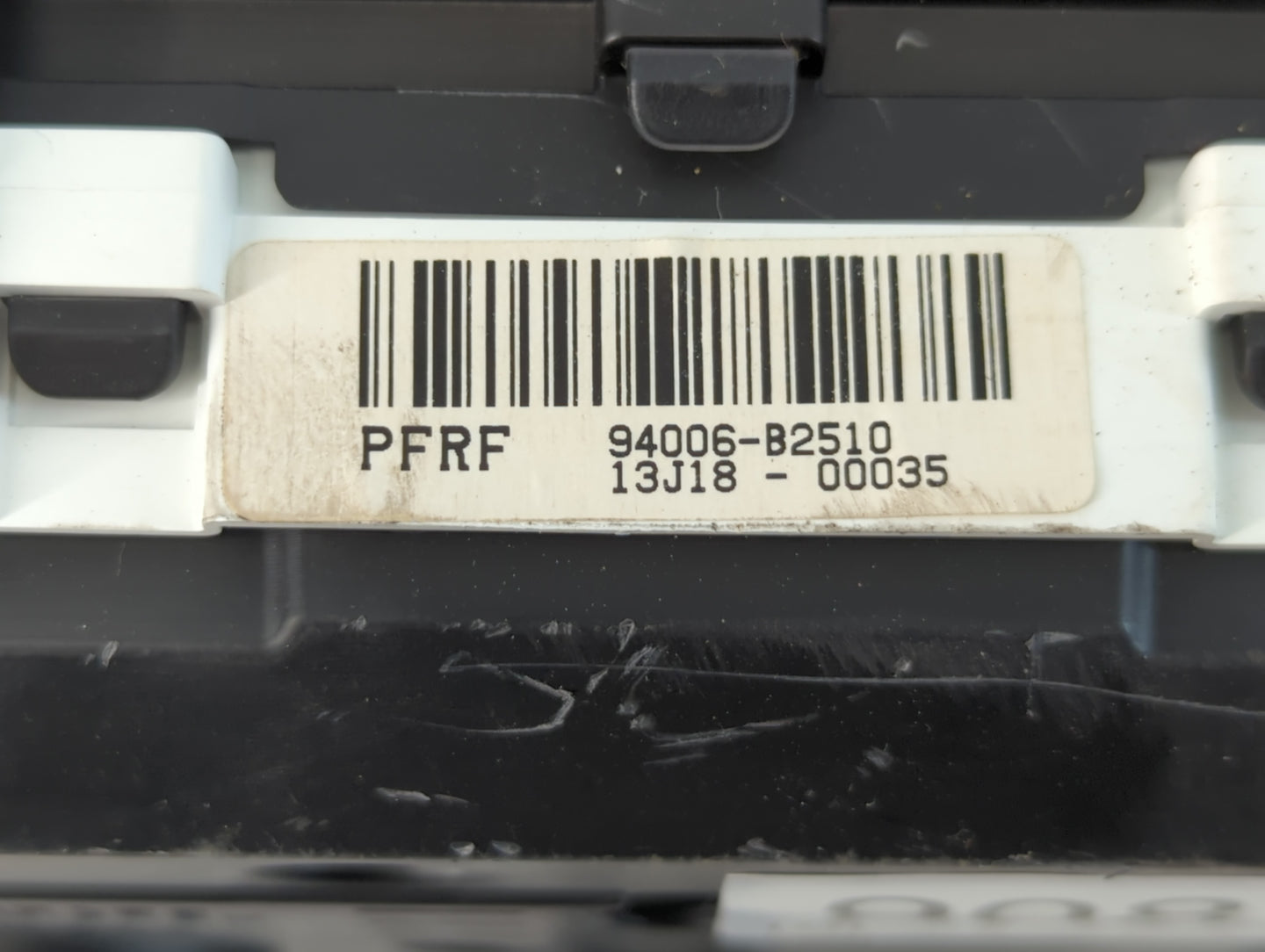 2014-2015 Kia Soul Instrument Cluster Speedometer Gauges P/N:94006-B2510 Fits Fits 2014 2015 OEM Used Auto Parts - Oemusedau