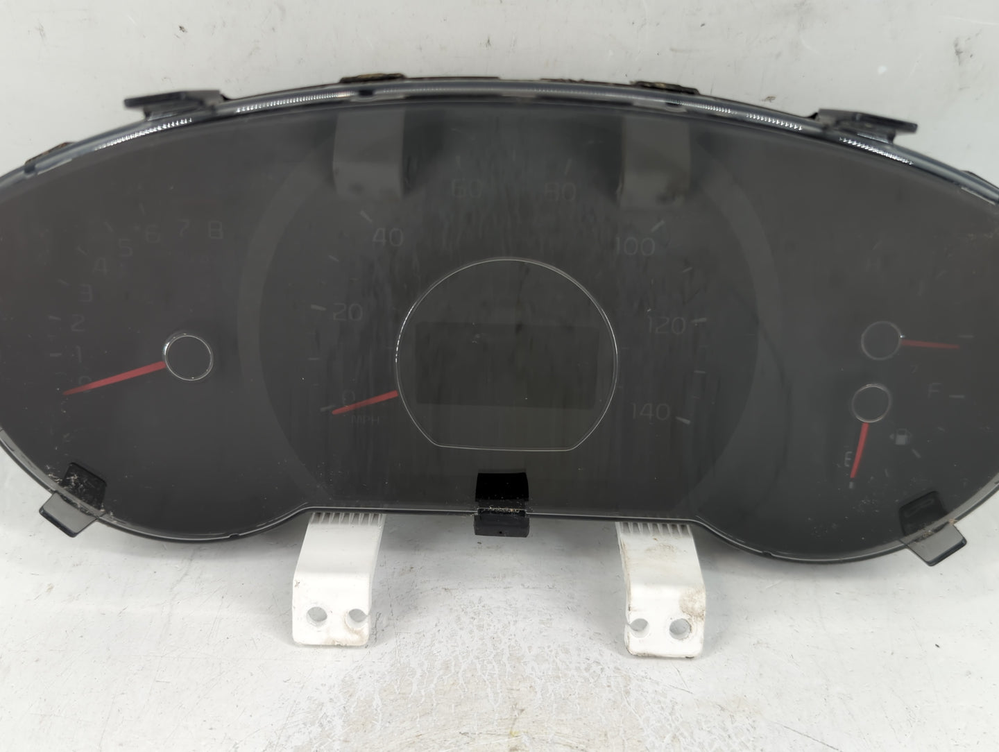 2014-2015 Kia Soul Instrument Cluster Speedometer Gauges P/N:94006-B2510 Fits Fits 2014 2015 OEM Used Auto Parts - Oemusedau