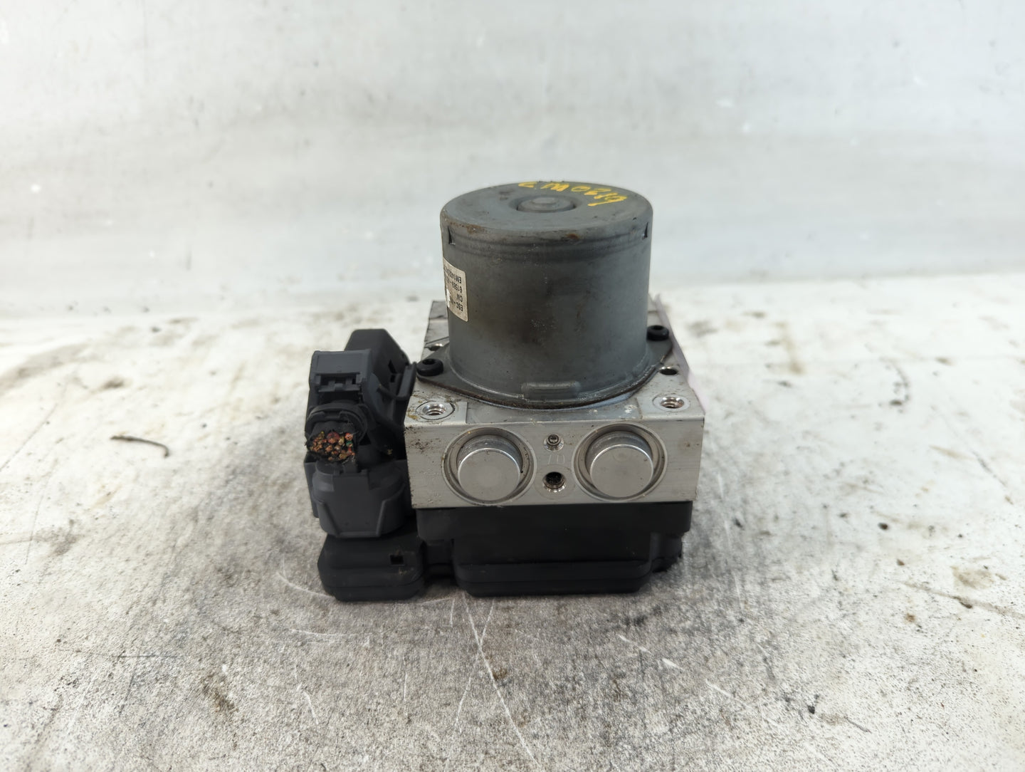 2014-2015 Kia Soul ABS Pump Control Module Replacement P/N:5B920-B2506 Fits Fits 2014 2015 OEM Used Auto Parts - Oemusedauto