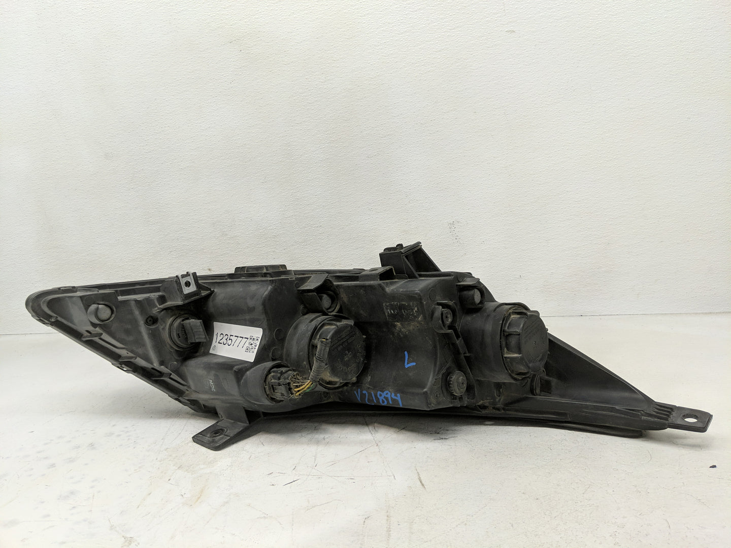 2014 Kia Sportage Driver Left Oem Head Light Headlight Lamp - Oemusedautoparts1.com