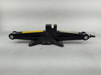2014 Kia Sportage Spare Scissor Car Jack - Oemusedautoparts1.com