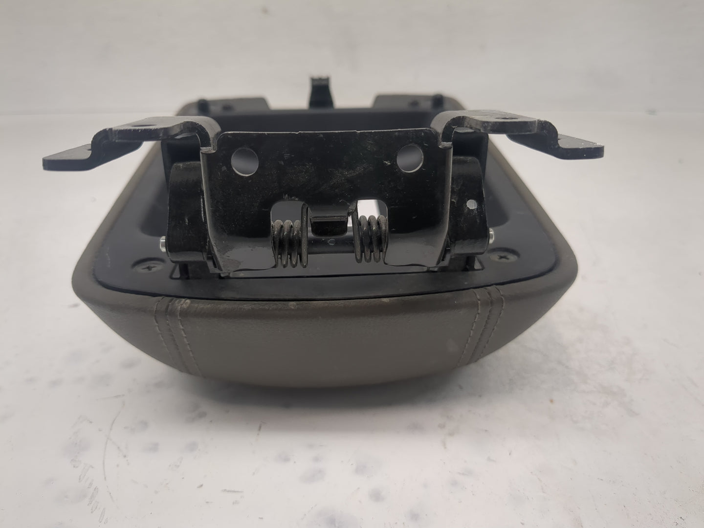 2014 Kia Sportage Center Console Armrest Cover Lid Fits OEM Used Auto Parts - Oemusedautoparts1.com