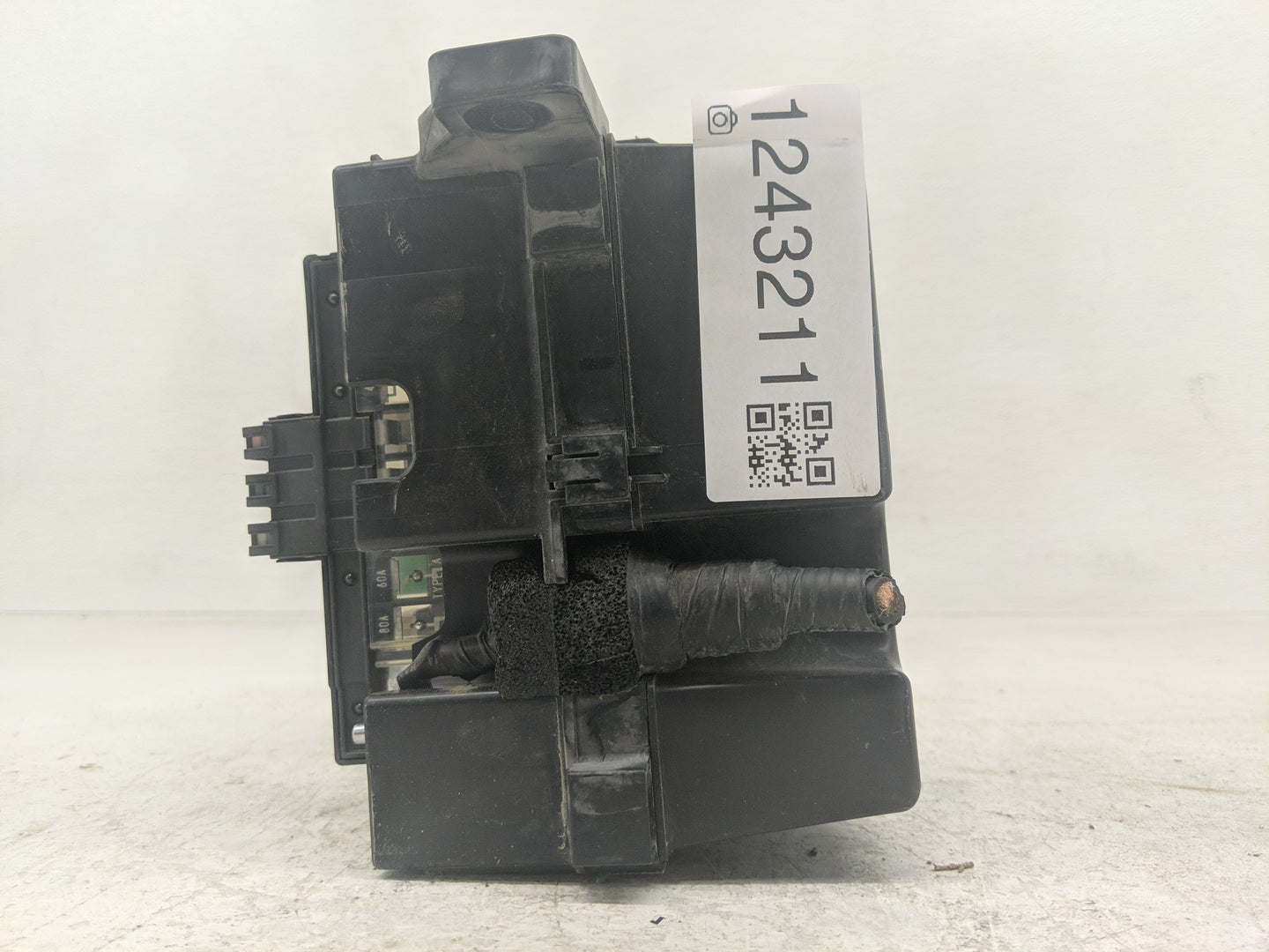 2014-2016 Kia Sportage Fusebox Fuse Box Panel Relay Module Fits Fits 2014 2015 2016 OEM Used Auto Parts - Oemusedautoparts1.