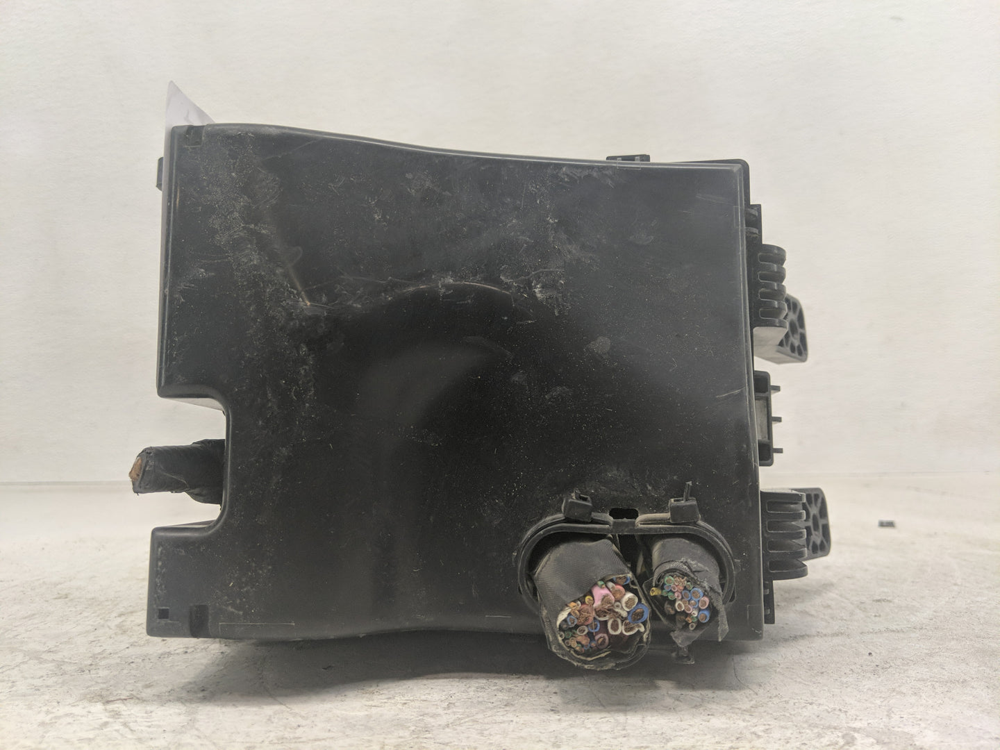 2014-2016 Kia Sportage Fusebox Fuse Box Panel Relay Module Fits Fits 2014 2015 2016 OEM Used Auto Parts - Oemusedautoparts1.