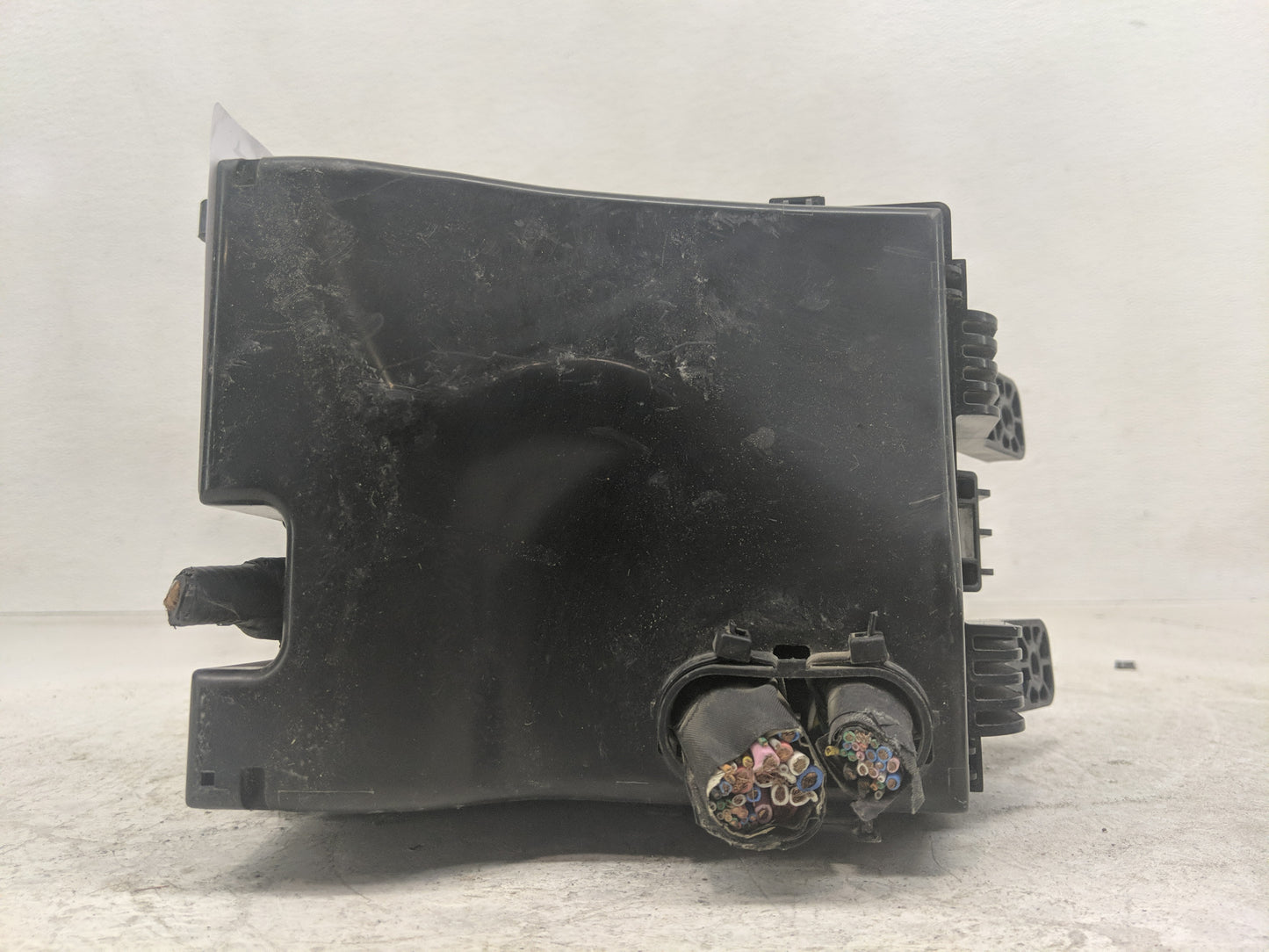 2014-2016 Kia Sportage Fusebox Fuse Box Panel Relay Module Fits Fits 2014 2015 2016 OEM Used Auto Parts - Oemusedautoparts1.