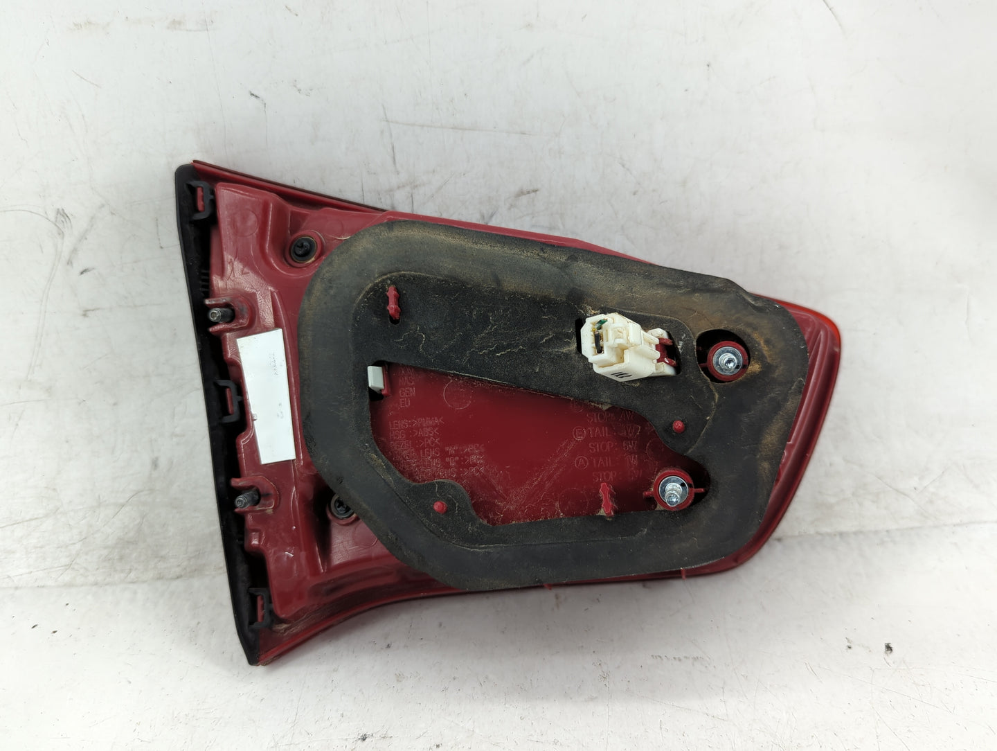 2014-2016 Kia Sportage Tail Light Assembly Driver Left OEM Fits Fits 2014 2015 2016 OEM Used Auto Parts - Oemusedautoparts1.