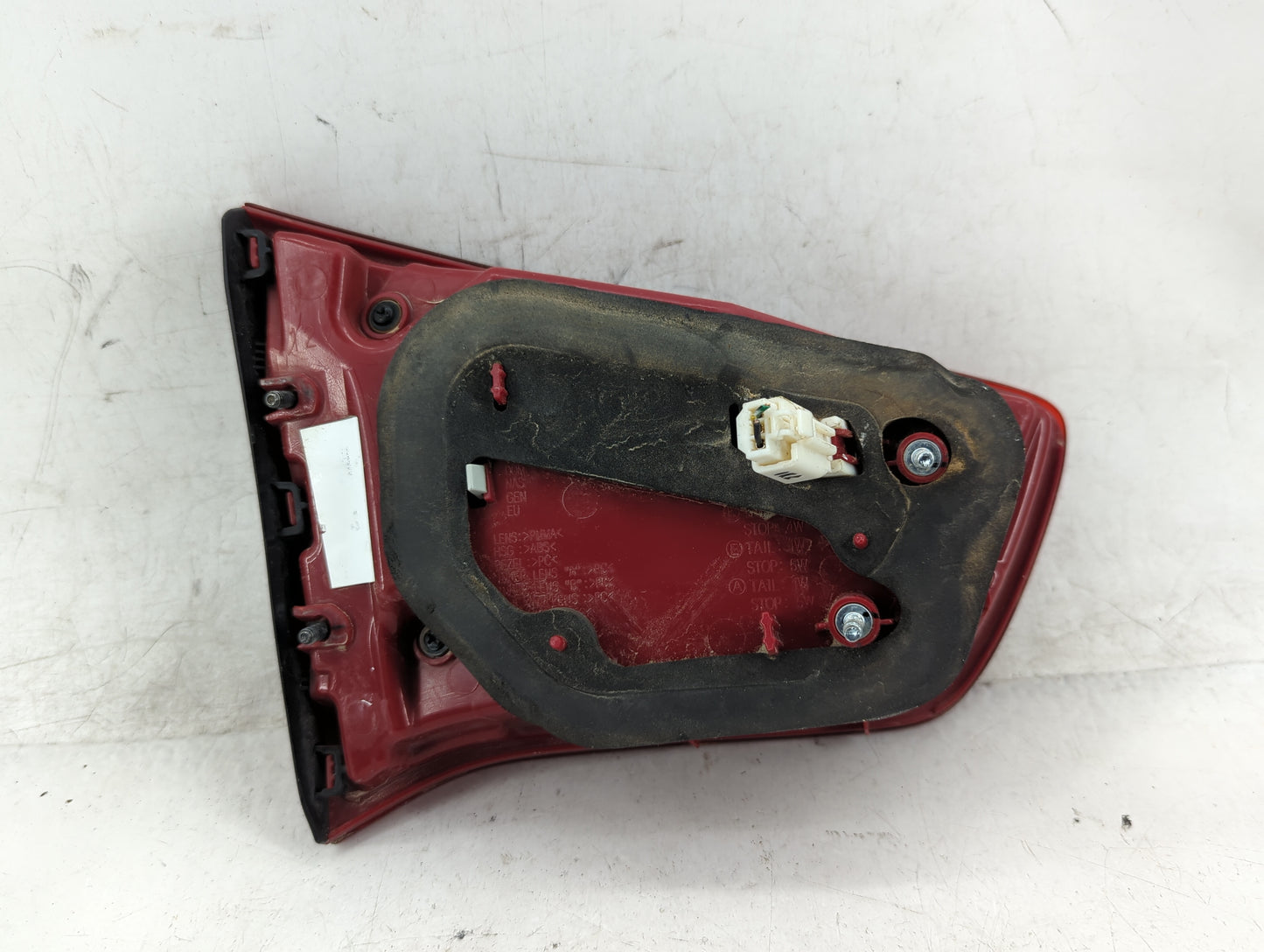 2014-2016 Kia Sportage Tail Light Assembly Driver Left OEM Fits Fits 2014 2015 2016 OEM Used Auto Parts - Oemusedautoparts1.