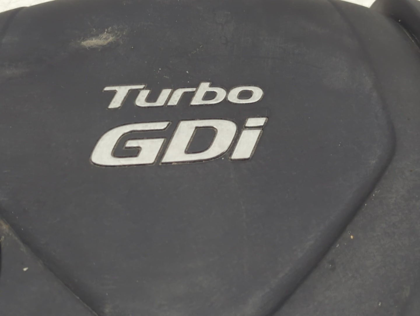 2014 Kia Sportage Engine Cover - Oemusedautoparts1.com