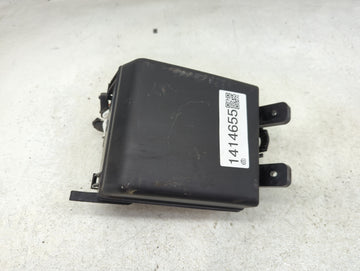 2014-2016 Kia Sportage Fusebox Fuse Box Panel Relay Module P/N:913633W070 Fits Fits 2014 2015 2016 OEM Used Auto Parts - Oem
