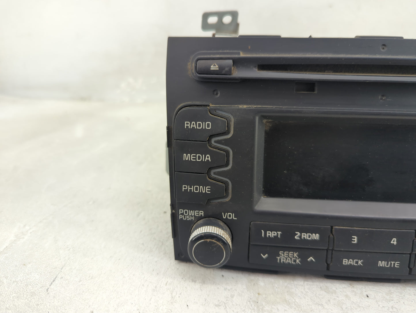 2014-2016 Kia Sportage Radio AM FM Cd Player Receiver Replacement P/N:96160-3W160WK Fits Fits 2014 2015 2016 OEM Used Auto P