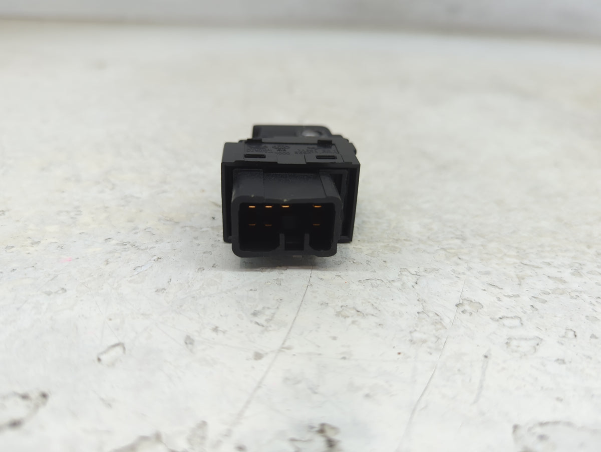 2014 Kia Sportage Passenger Right Power Window Switch - Oemusedautoparts1.com