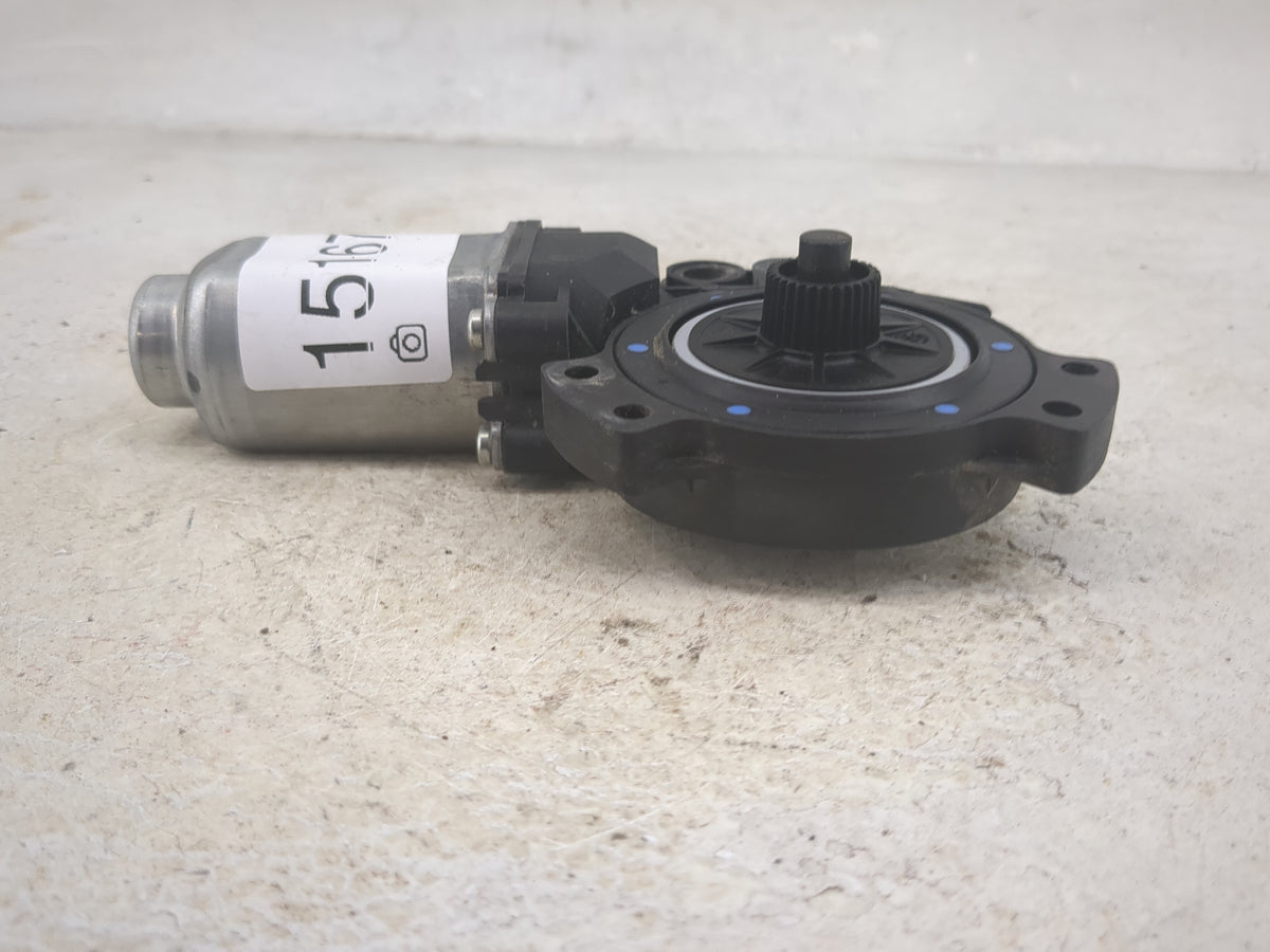 2011-2016 Kia Sportage Passenger Front Right Power Window Motor - Oemusedautoparts1.com