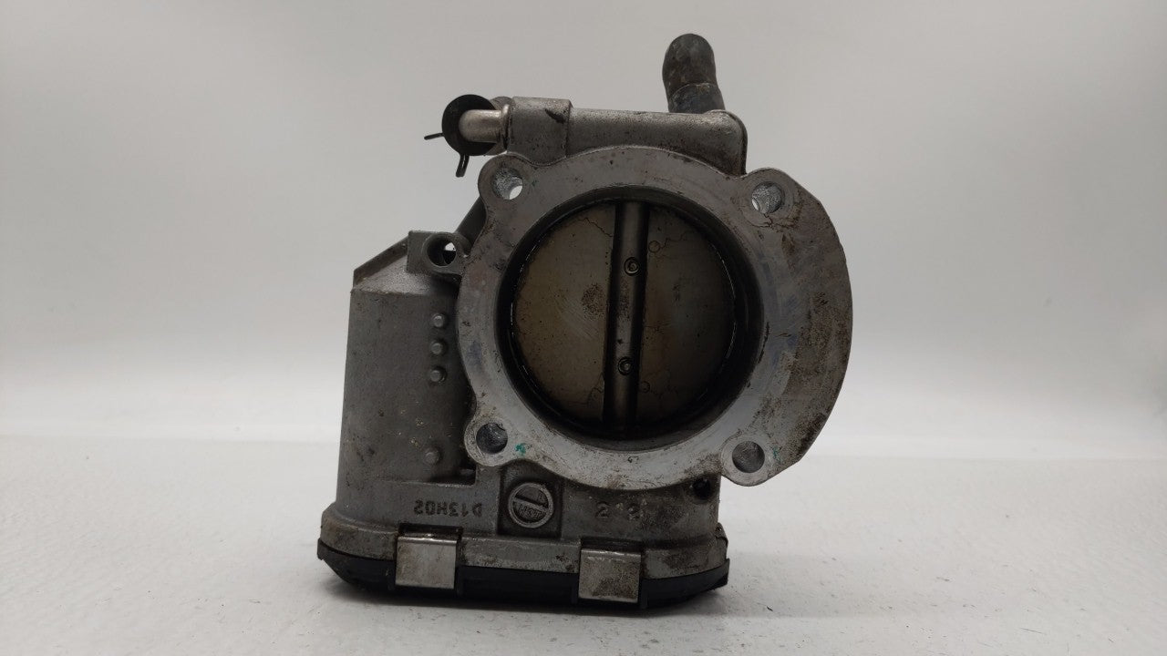 2014-2016 Kia Sportage Throttle Body P/N:35100-2G700 Fits Fits 2011 2012 2013 2014 2015 2016 OEM Used Auto Parts - Oemusedau