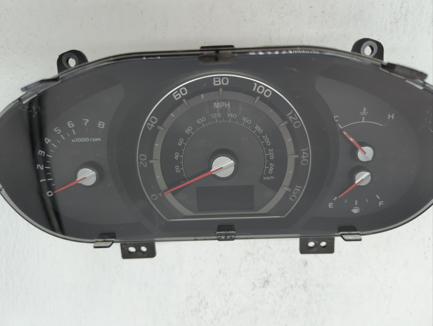 2014-2016 Kia Sportage Instrument Cluster Speedometer Gauges P/N:94021-3W020 94021-3W025 Fits Fits 2014 2015 2016 OEM Used A