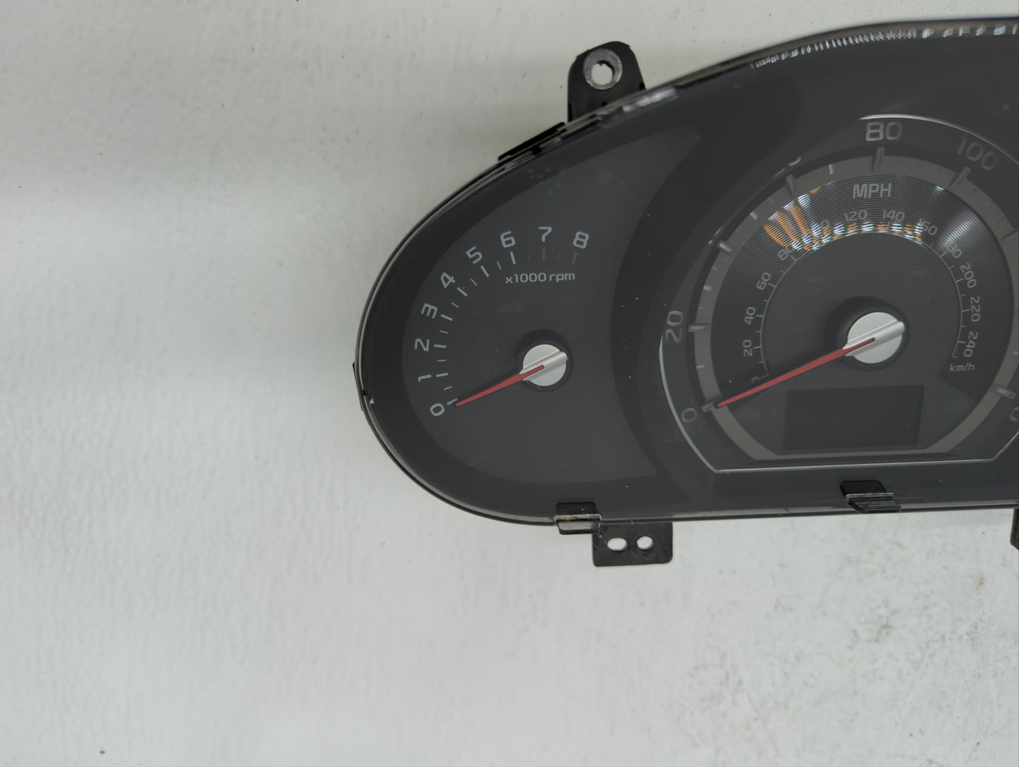 2014-2016 Kia Sportage Instrument Cluster Speedometer Gauges P/N:94021-3W020 94021-3W025 Fits Fits 2014 2015 2016 OEM Used A