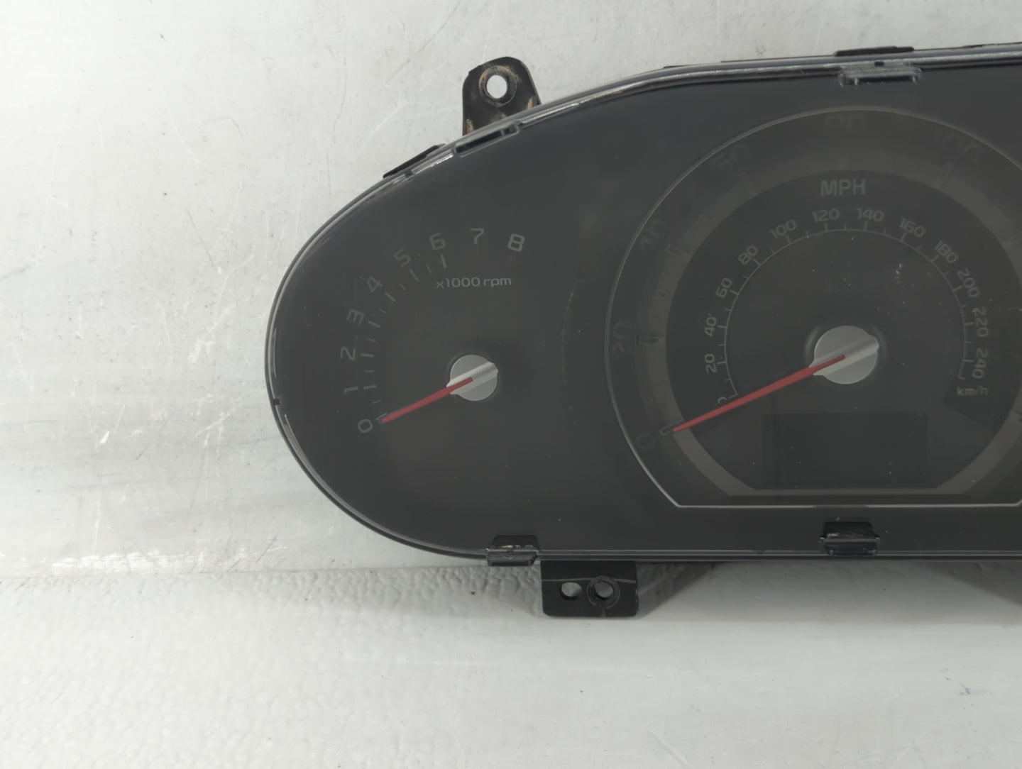 2014-2016 Kia Sportage Instrument Cluster Speedometer Gauges P/N:94021-3W025 Fits Fits 2014 2015 2016 OEM Used Auto Parts - 