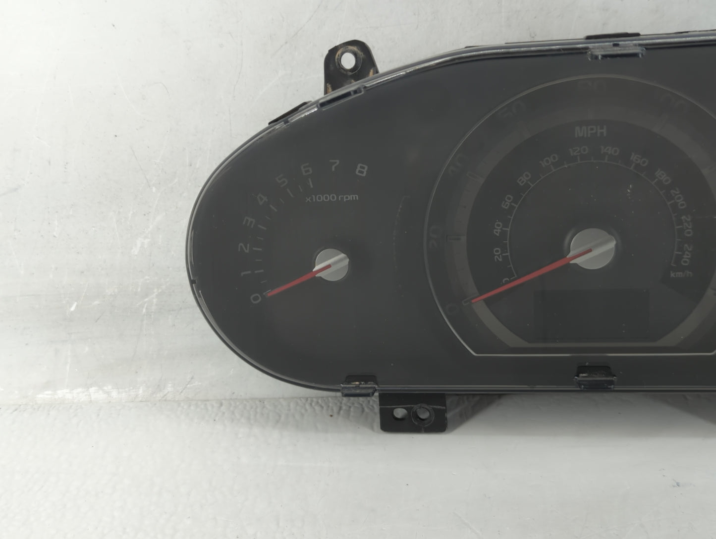 2014-2016 Kia Sportage Instrument Cluster Speedometer Gauges P/N:94021-3W025 Fits Fits 2014 2015 2016 OEM Used Auto Parts - 