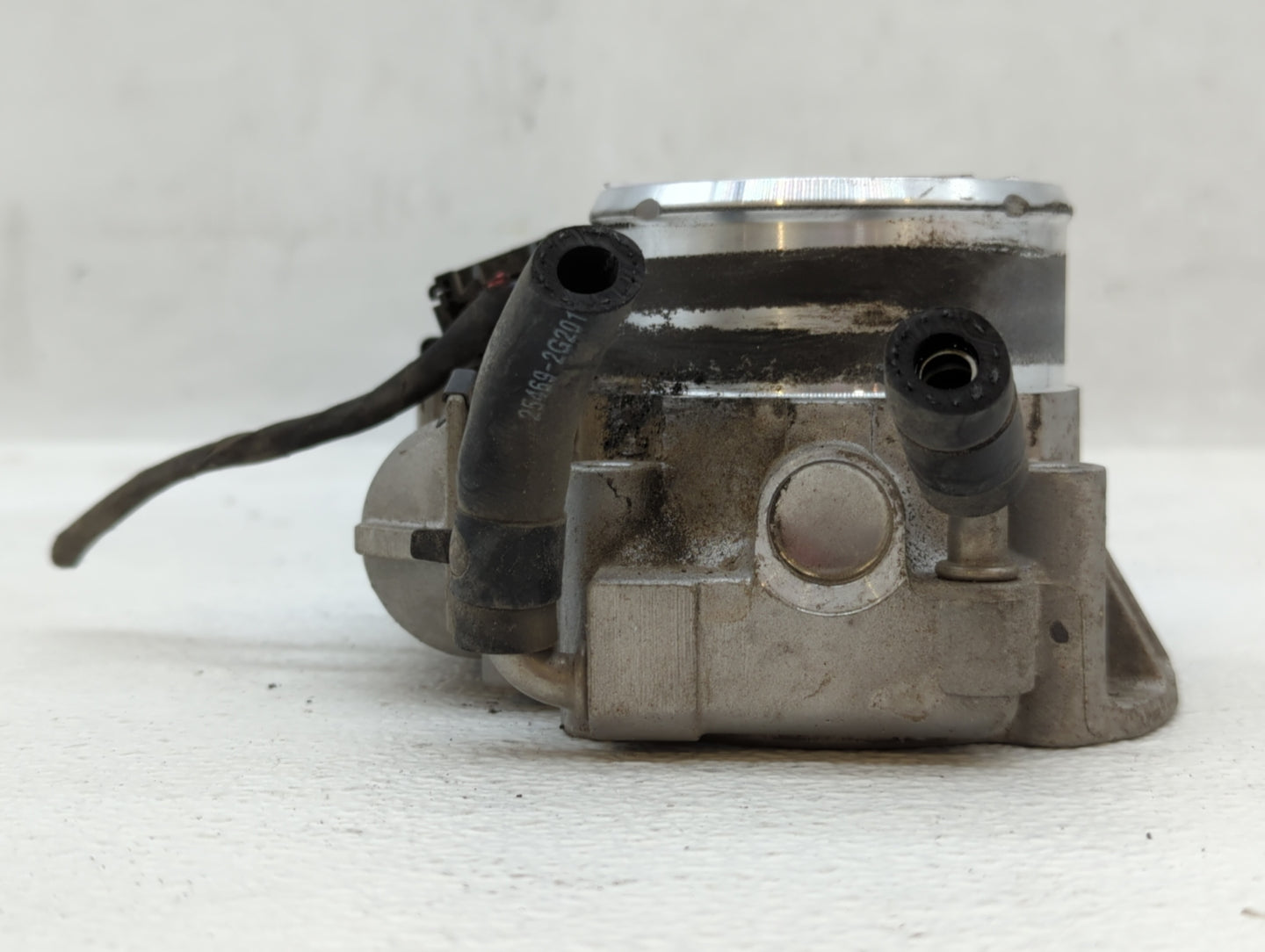 2014-2016 Kia Sportage Throttle Body P/N:35100-2G700 Fits Fits 2011 2012 2013 2014 2015 2016 OEM Used Auto Parts - Oemusedau