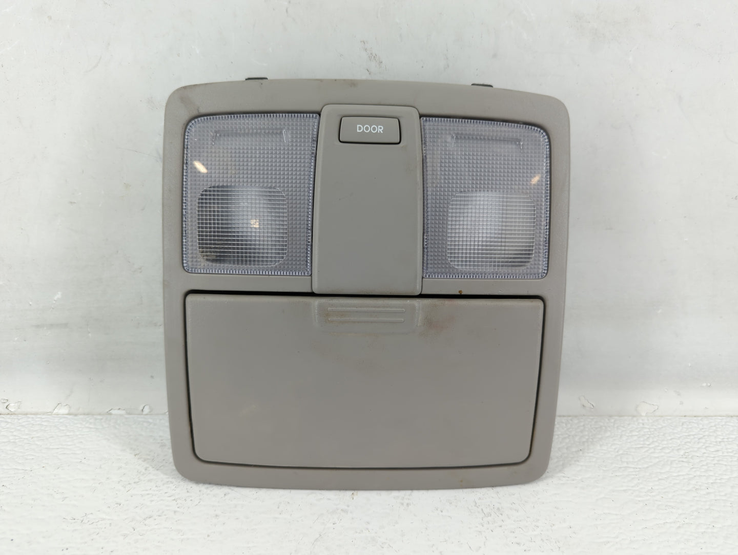 2011-2016 Kia Sportage Overhead Roof Console 573873 - Oemusedautoparts1.com