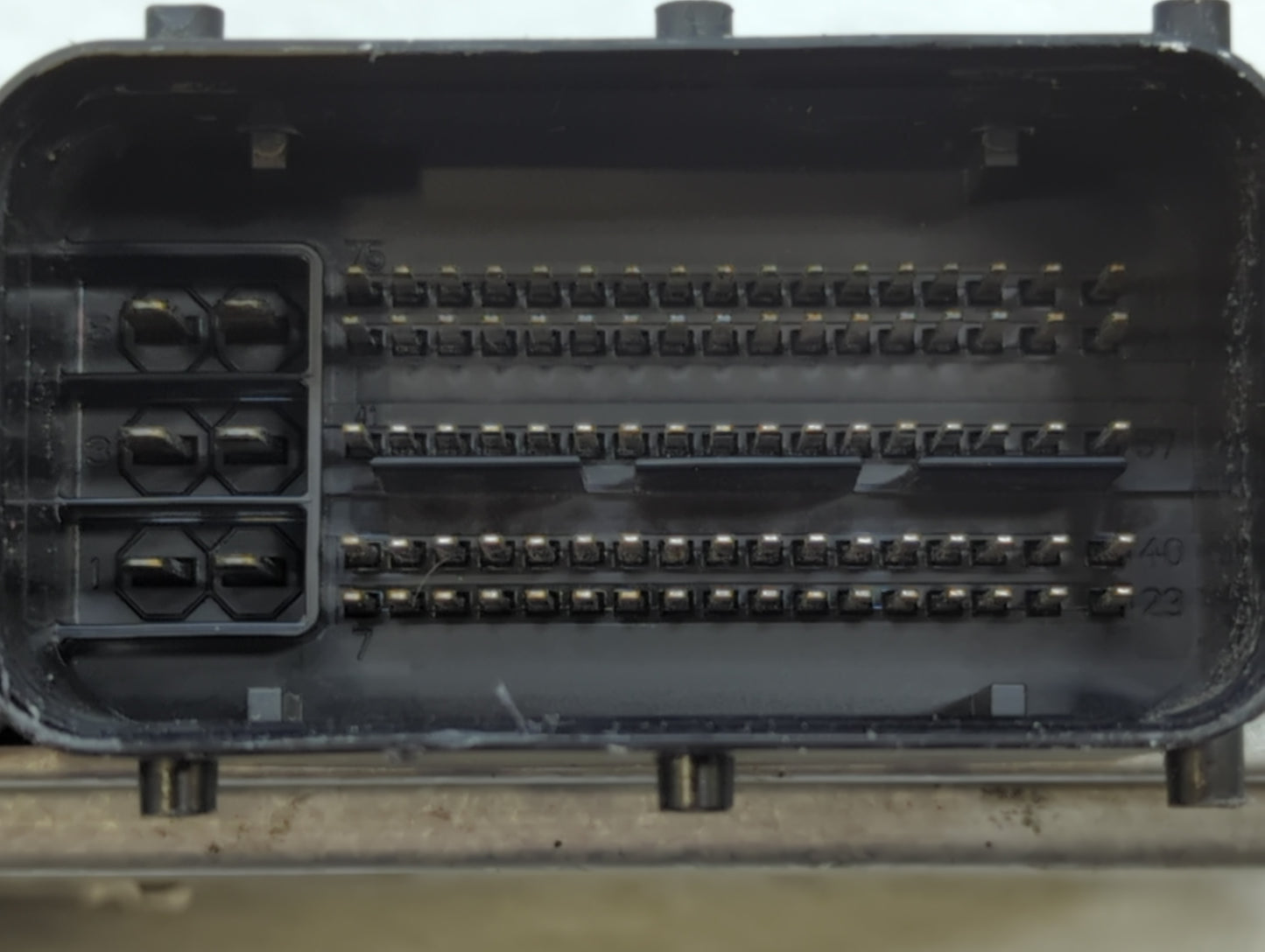 2014-2016 Kia Sportage PCM Engine Control Computer ECU ECM PCU OEM P/N:39107-2GCD5 39137-2GCD5 Fits Fits 2014 2015 2016 OEM 