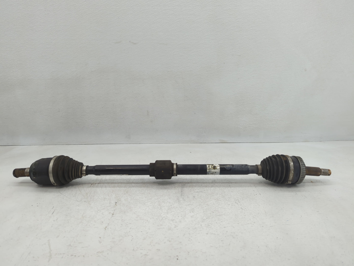 2014-2016 Kia Sportage Axle Shaft Front Passenger Cv C/v - Oemusedautoparts1.com