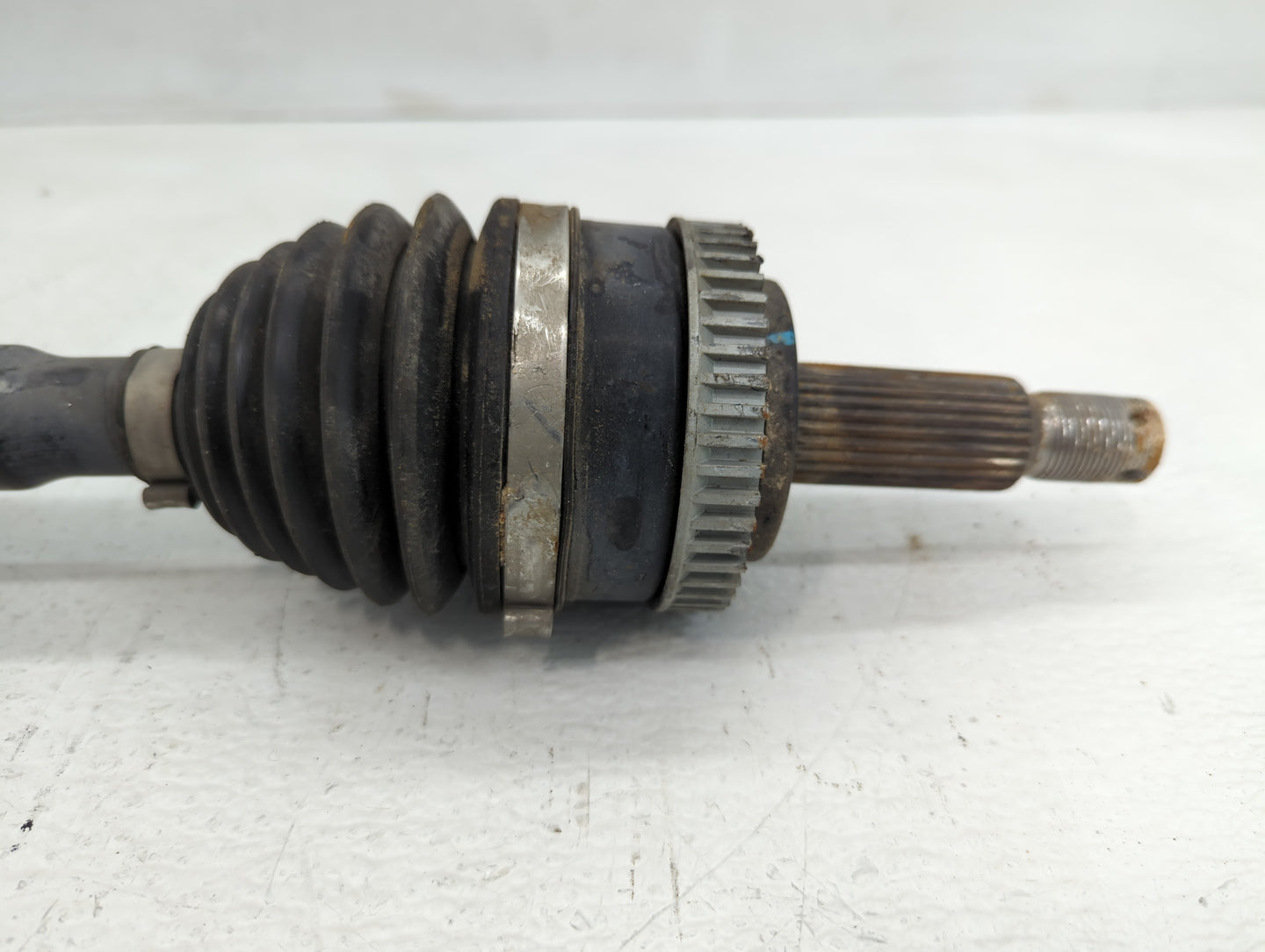2014-2016 Kia Sportage Axle Shaft Front Passenger Cv C/v - Oemusedautoparts1.com