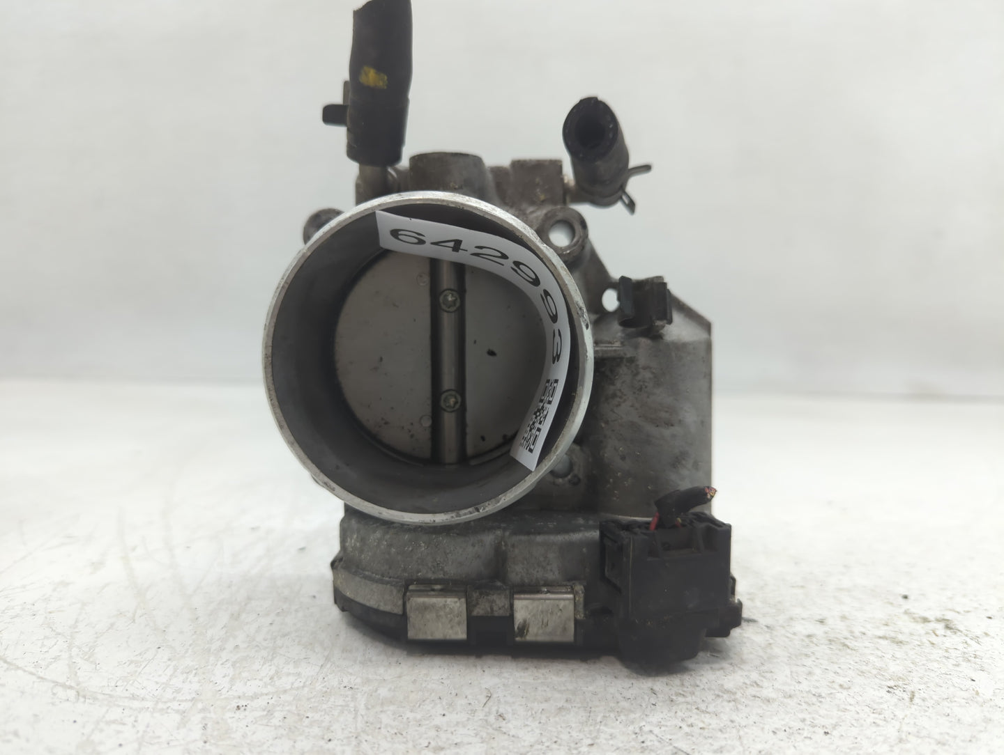 2014-2016 Kia Sportage Throttle Body P/N:90 4501 0001 35100-2G700 Fits Fits 2011 2012 2013 2014 2015 2016 OEM Used Auto Part