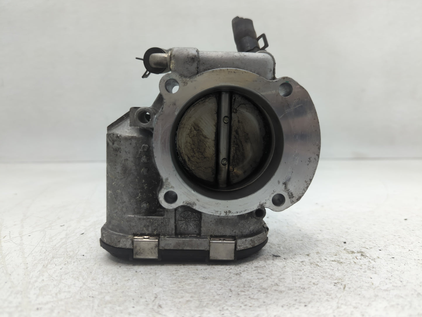 2014-2016 Kia Sportage Throttle Body P/N:90 4501 0001 35100-2G700 Fits Fits 2011 2012 2013 2014 2015 2016 OEM Used Auto Part