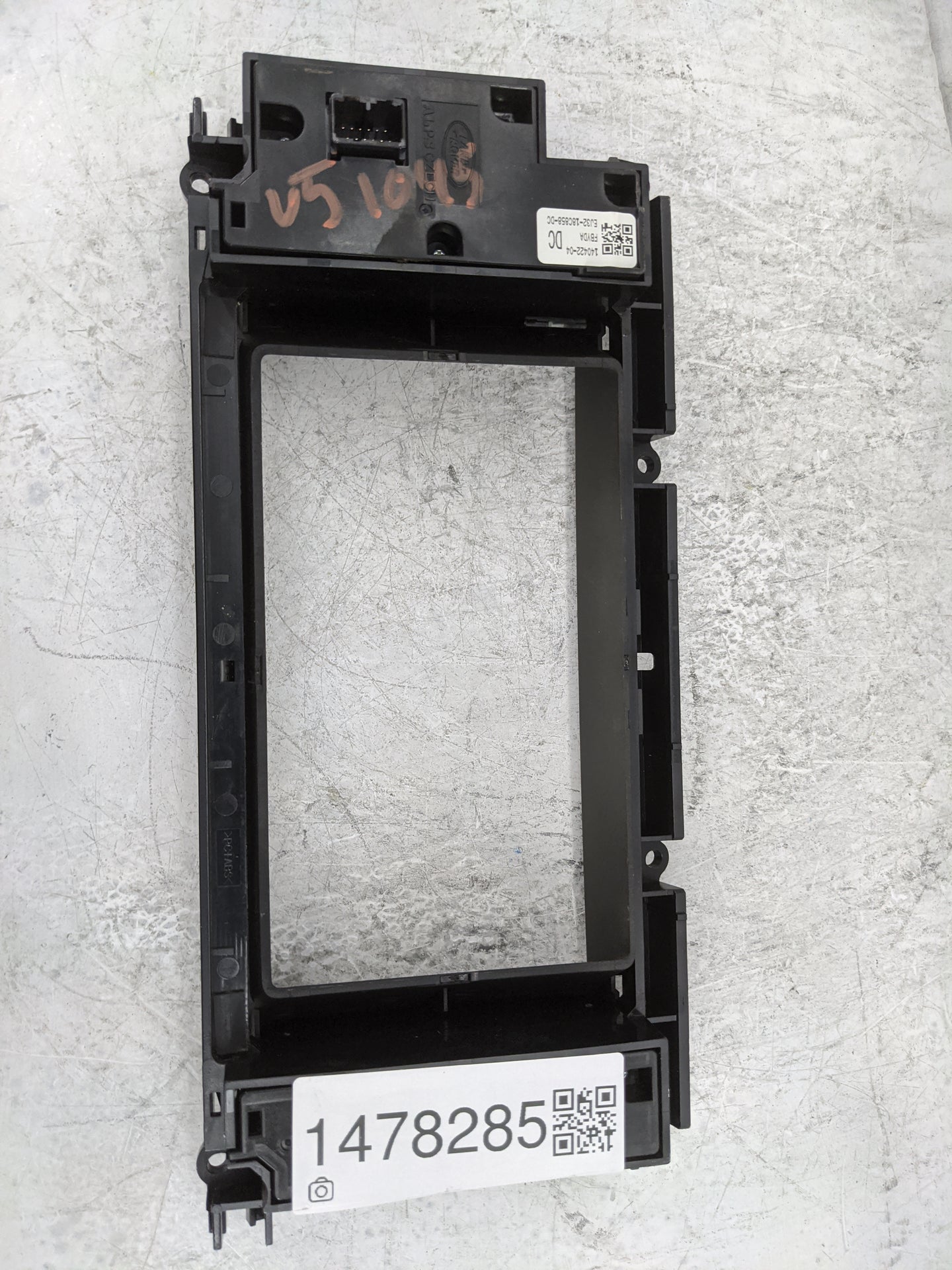 Land Rover Evoque Radio Control Panel Black - Oemusedautoparts1.com