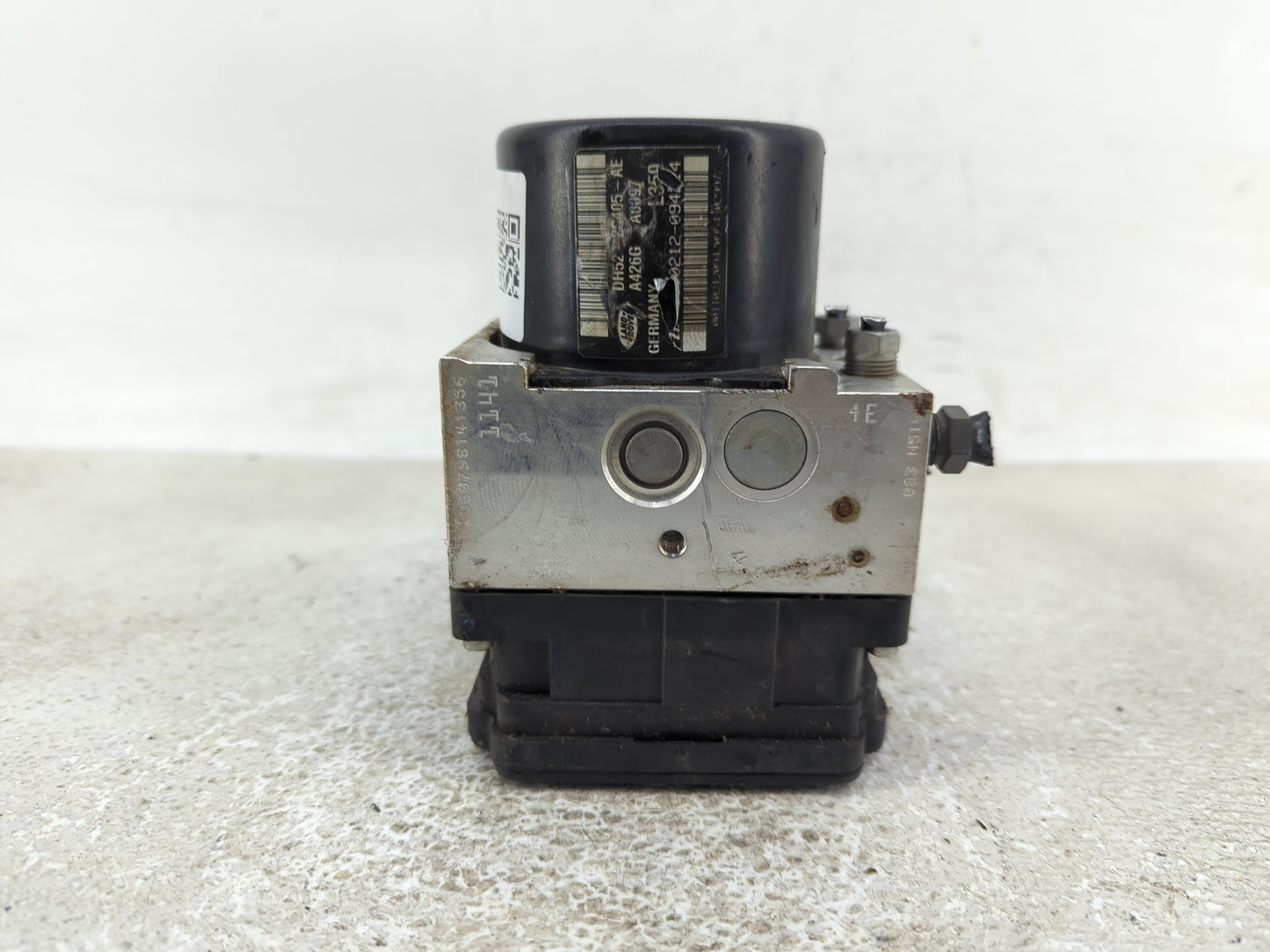 2013-2015 Land Rover Lr2 ABS Pump Control Module Replacement P/N:DH52-2C405-AE Fits Fits 2013 2014 2015 OEM Used Auto Parts 